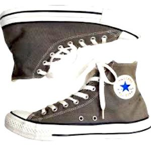 Converse Chuck Taylor sneakers grey unisex size 6.5 mens/8.5 women’s